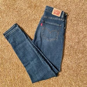Levi’s 721 High Rise Skinny Jeans - Like New
